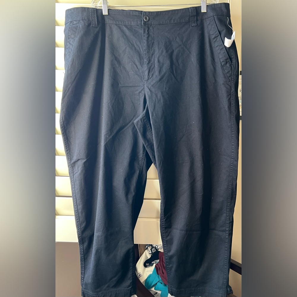 Old Navy - NWT - High-Rise O G Chino - Black
3 sizes XL, XXL, XXL Tall